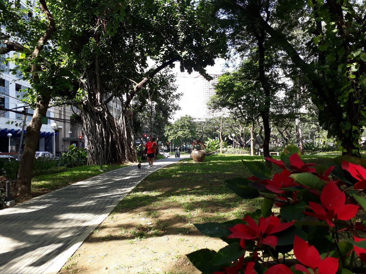 Kl Executive Greenbelt Manila Exterior foto